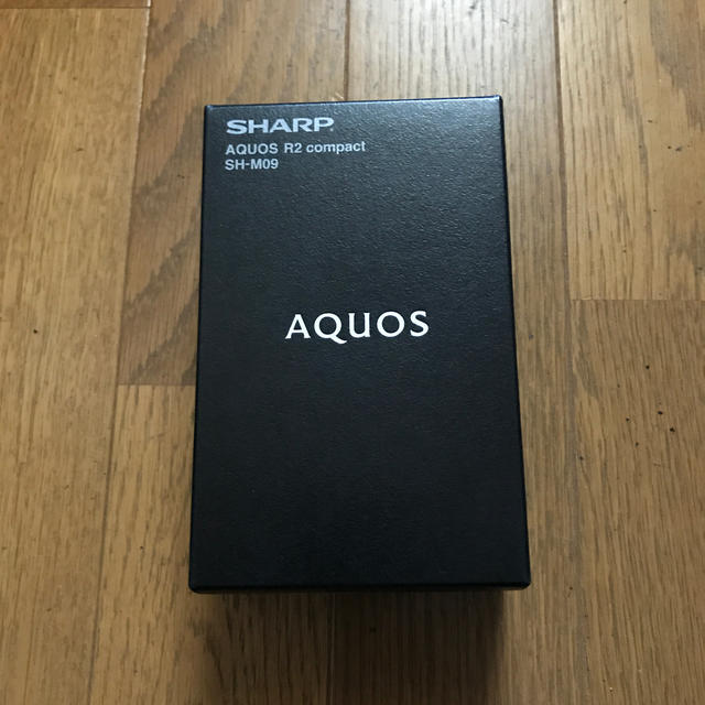 【新品未使用】AQUOS R2 compact SH-M09 ディープホワイト