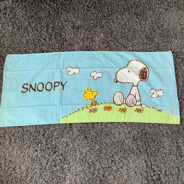 SNOOPY(スヌーピー)のSNOOPY タオル インテリア/住まい/日用品の日用品/生活雑貨/旅行(タオル/バス用品)の商品写真