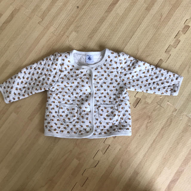 PETIT BATEAU(プチバトー)のプチバトー☆キルティングカーディガン キッズ/ベビー/マタニティのベビー服(~85cm)(カーディガン/ボレロ)の商品写真