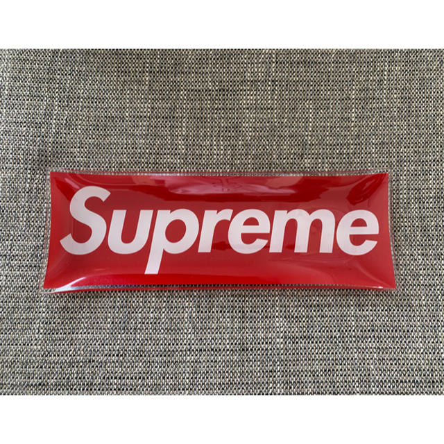 Supreme(シュプリーム)のSupreme glass ashtray 灰皿 ガラス box インテリア/住まい/日用品のインテリア小物(灰皿)の商品写真