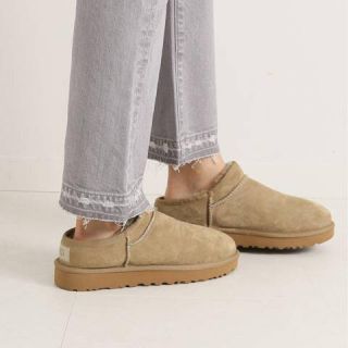 アグ(UGG)のUGG CLASSIC SLIPPER ベージュ 24cm(ブーツ)