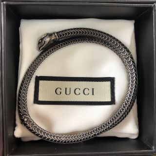 グッチ(Gucci)のGUCCI スネーク ブレスレット  (バングル/リストバンド)