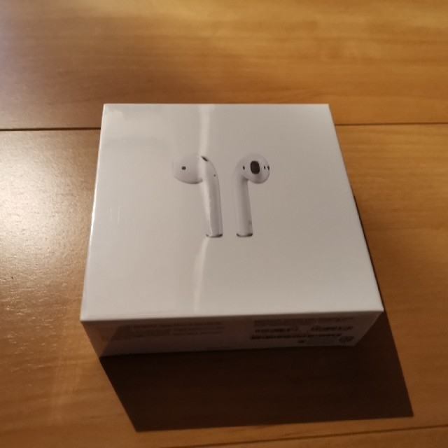 新品 未使用 未開封の
airpods 第2世代 最新モデル MRXJ2J/Aオーディオ機器