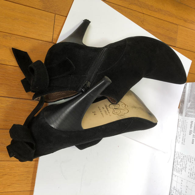 Akakura(アカクラ)のスエード ブーティー レディースの靴/シューズ(ブーツ)の商品写真