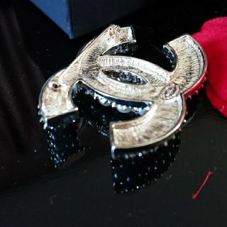 シャネル(CHANEL)のご専用です★CHANEL★シャネル パールブローチ(ブローチ/コサージュ)