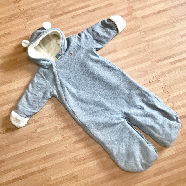 babyGAP(ベビーギャップ)のクマ耳暖か おくるみ アウター モコモコ Baby Gap キッズ/ベビー/マタニティのベビー服(~85cm)(カバーオール)の商品写真