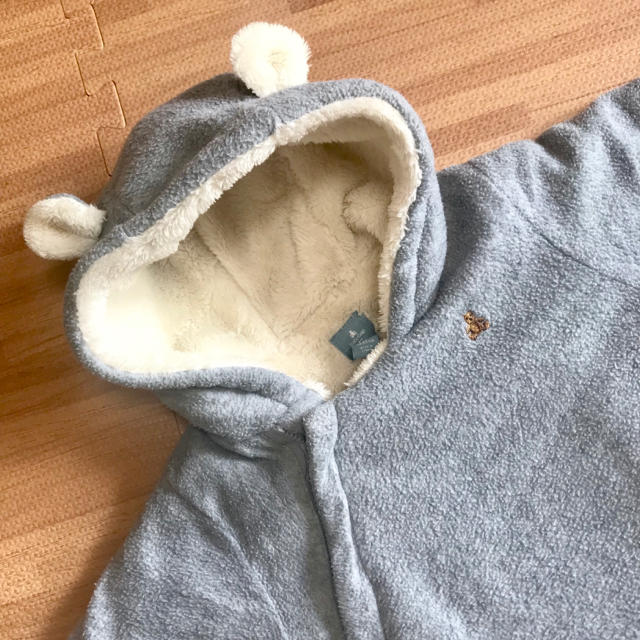 babyGAP(ベビーギャップ)のクマ耳暖か おくるみ アウター モコモコ Baby Gap キッズ/ベビー/マタニティのベビー服(~85cm)(カバーオール)の商品写真