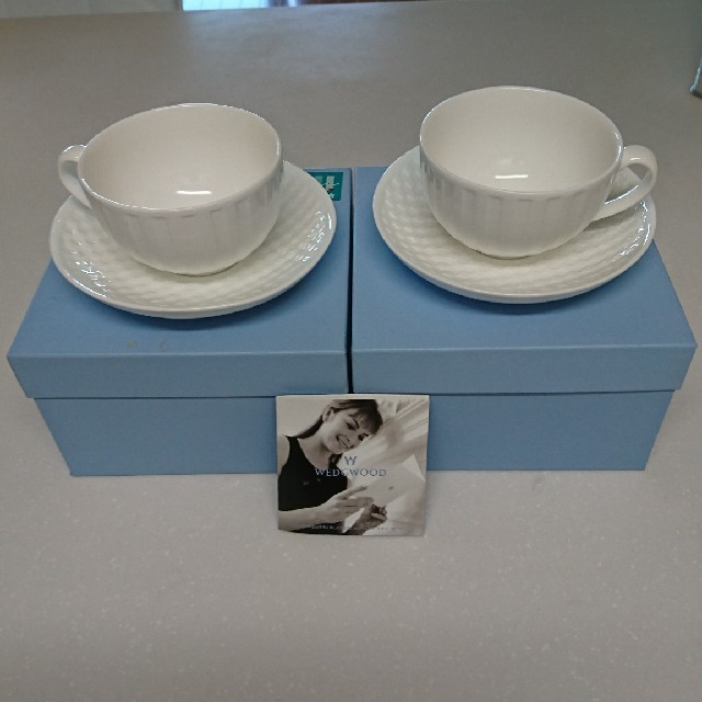 WEDGWOOD(ウェッジウッド)のWEDGWOOD カップソーサー【新品】 インテリア/住まい/日用品のキッチン/食器(グラス/カップ)の商品写真