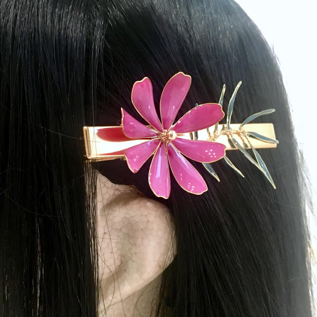 コスモスのヘアクリップ 髪飾り ディップアート 秋小物の通販 By まさき S Shop ラクマ コスモスのヘアクリップ 髪飾り ディップアート 秋小物の通販 By まさき S Shop ラクマ