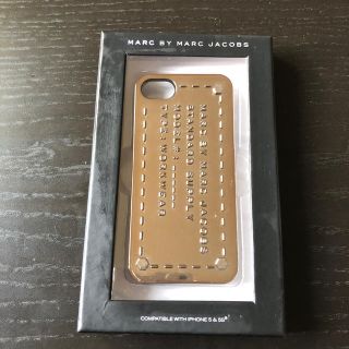 マークバイマークジェイコブス(MARC BY MARC JACOBS)の【新品・未開封】MARC BY MARC JACOBS iPhoneケース(iPhoneケース)