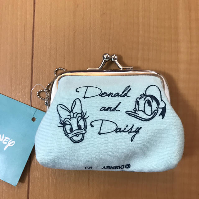 Daisy(デイジー)のドナルド&デイジー♡ミニがま口サイフ エンタメ/ホビーのおもちゃ/ぬいぐるみ(キャラクターグッズ)の商品写真