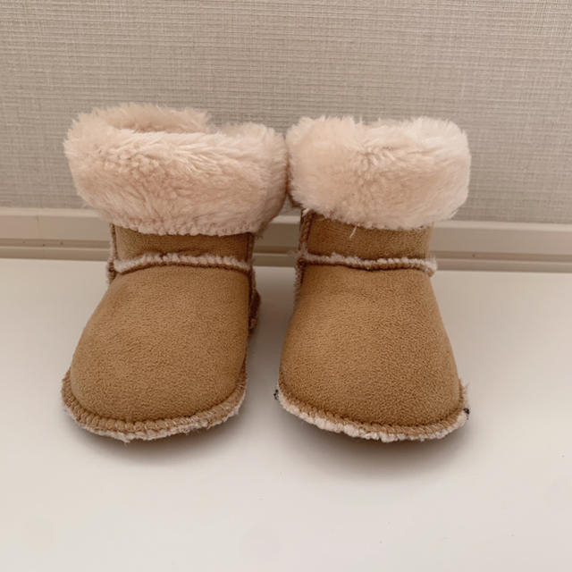 H&M(エイチアンドエム)のH&M  ソフトブーツ キッズ/ベビー/マタニティのベビー靴/シューズ(~14cm)(ブーツ)の商品写真