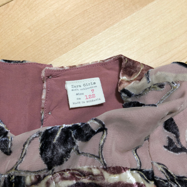 ZARA KIDS(ザラキッズ)のZARA   120 キッズ/ベビー/マタニティのキッズ服女の子用(90cm~)(ワンピース)の商品写真