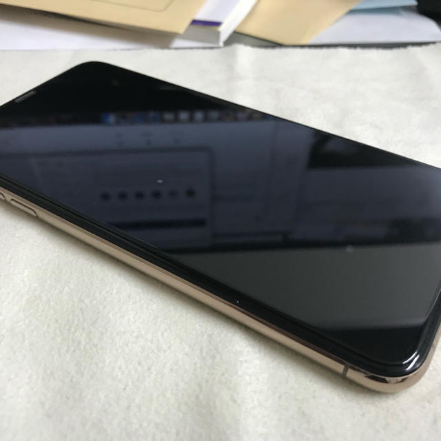 美品iPhone XS Max 256GBゴールド  ドコモ版シムフリー