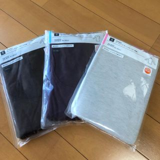 ユニクロ(UNIQLO)のヒートテック 八分袖と長袖(アンダーシャツ/防寒インナー)