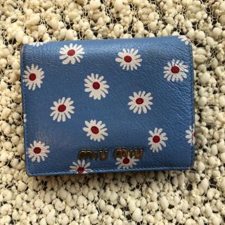 ミュウミュウ(miumiu)のmiumiu デイジー財布(財布)