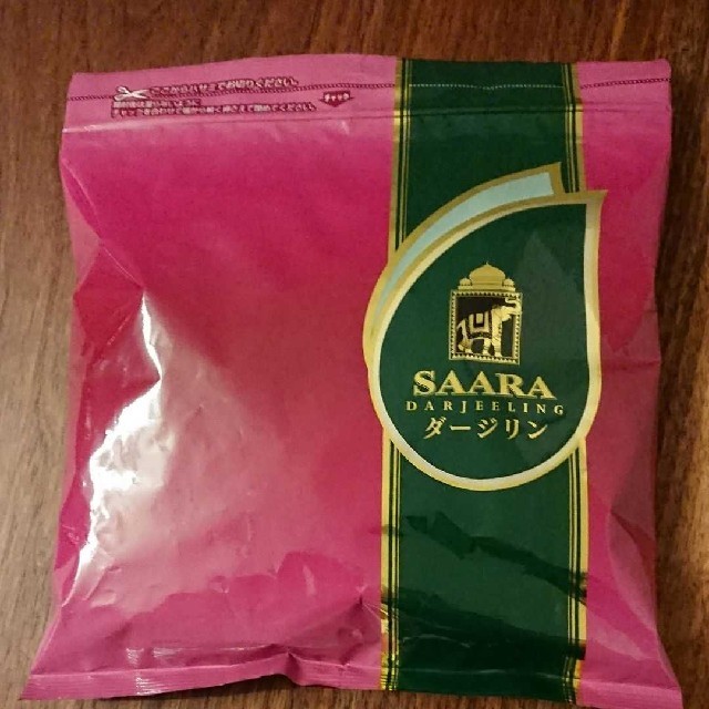 ブルックス サーラ 紅茶 ダージリン 食品/飲料/酒の飲料(茶)の商品写真