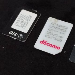 アップル(Apple)のnano SIM カード docomo au(その他)