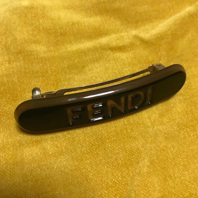 FENDI バレッタ 3