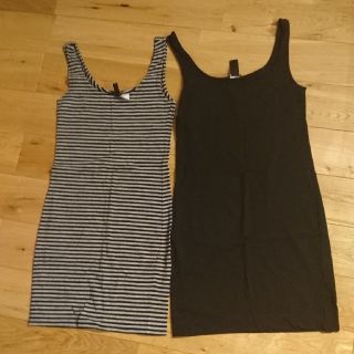 エイチアンドエム(H&M)のワンピース(２枚セット)(ミニワンピース)