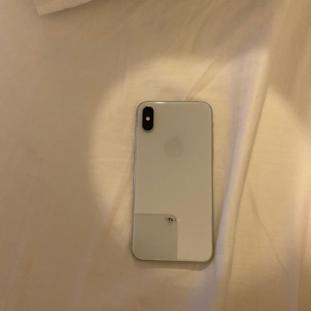 iPhone(アイフォーン)のiPhone x  silver 256g  SIMフリー スマホ/家電/カメラのスマートフォン/携帯電話(スマートフォン本体)の商品写真