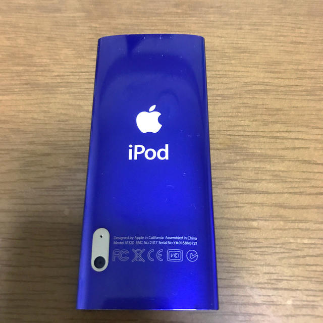 Apple(アップル)のiPod nano(パープル) スマホ/家電/カメラのオーディオ機器(ポータブルプレーヤー)の商品写真