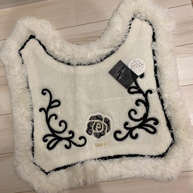 ANNA SUI - ANNA SUI トイレマット 新品タグ付きの通販 by めり ANNA SUI - ANNA SUI トイレマット 新品タグ付きの通販 by めり