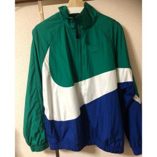 ナイキ(NIKE)のNike big swoosh light jacket anorak ナイキ (ナイロンジャケット)