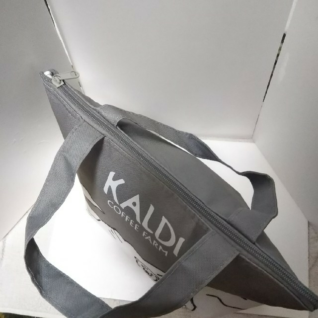 KALDI(カルディ)のカルディの保冷バック インテリア/住まい/日用品のキッチン/食器(弁当用品)の商品写真