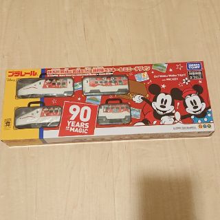 タカラトミー(Takara Tomy)のディズニー プラレール JR九州 Waku Waku Trip 新幹線
(電車のおもちゃ/車)