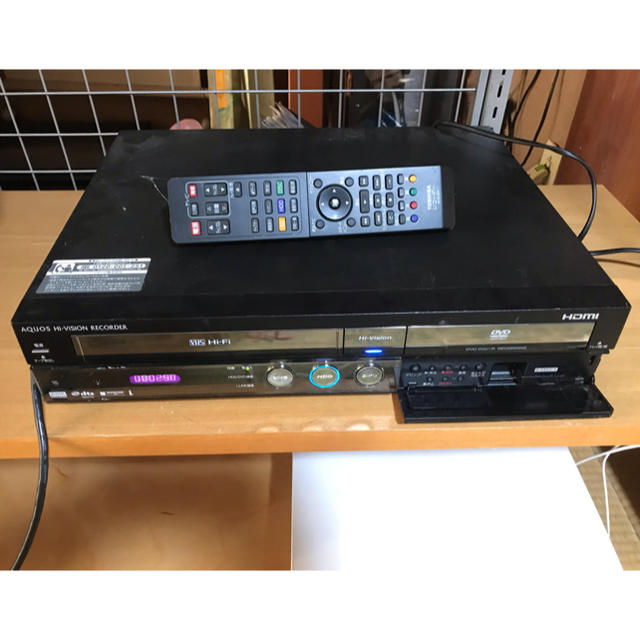 SHARP - 動作品！HDD&ＶＨＳ＆DVDハイビジョン！シャープDV-ACV52 ！の