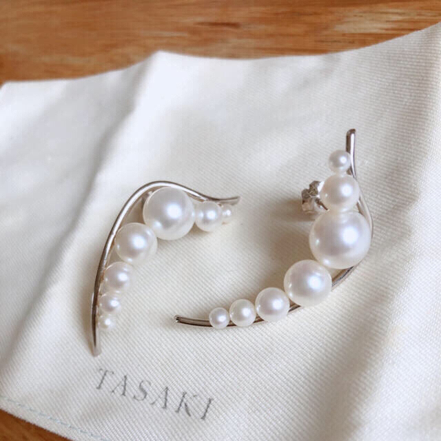 TASAKI(タサキ)のゆかこさま専用🌼TASAKI シェル ピアス M/G レディースのアクセサリー(ピアス)の商品写真