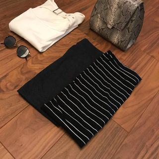 エイチアンドエム(H&M)のタイトskirt☀︎２枚Set♥︎(ミニスカート)