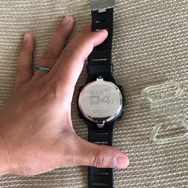 SUUNTO(スント)のSUUNTO D4I スント D4i ブラック スポーツ/アウトドアのスポーツ/アウトドア その他(マリン/スイミング)の商品写真