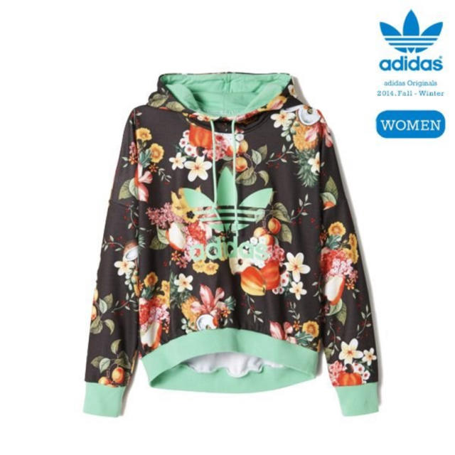 adidas originals パーカー