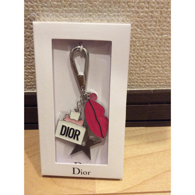Christian Dior(クリスチャンディオール)のDior ディオールチャームキーホルダー レディースのファッション小物(キーホルダー)の商品写真