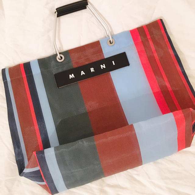 marni ラッカーレッド 新品未使用