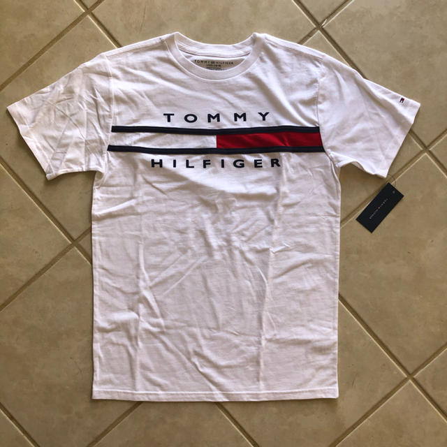 TOMMY HILFIGER(トミーヒルフィガー)のトミー 白 Tシャツ レディースのトップス(Tシャツ(半袖/袖なし))の商品写真