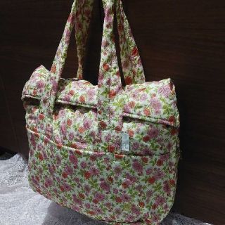 ルートート(ROOTOTE)のルートート　ホールマーク　トートバッグ　花柄(マザーズバッグ)