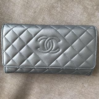 シャネル(CHANEL)の美品 シャネル 長財布 シルバーグレー   クリーニング済(財布)