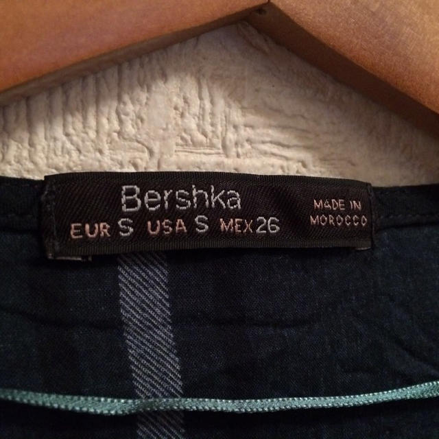 Bershka(ベルシュカ)のベルシュカチェック柄ブラウスカットソー レディースのトップス(カットソー(長袖/七分))の商品写真