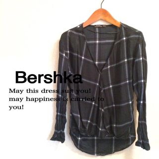 ベルシュカ(Bershka)のベルシュカチェック柄ブラウスカットソー(カットソー(長袖/七分))