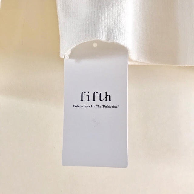 fifth(フィフス)のfifth*白タートルネック*新品 レディースのトップス(ニット/セーター)の商品写真