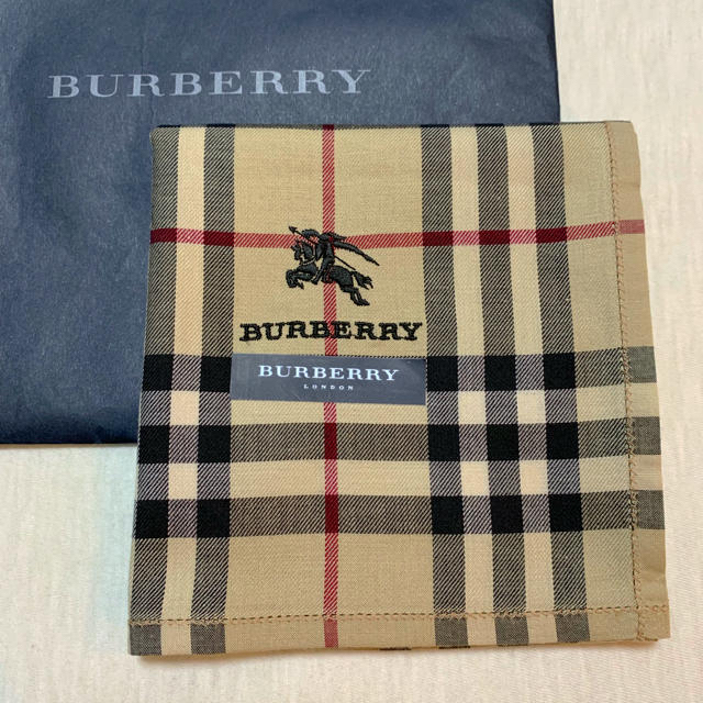 BURBERRY(バーバリー)の【専用】新品・未使用★バーバリーハンカチ2枚set★ メンズのファッション小物(ハンカチ/ポケットチーフ)の商品写真