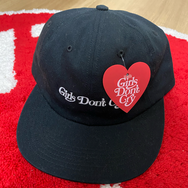 GDC(ジーディーシー)のGIRLS DON'T CRY   GDC 6 PANEL CAP  BLACK メンズの帽子(キャップ)の商品写真