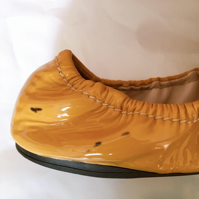miumiu(ミュウミュウ)のmiumiu   フラットシューズ レディースの靴/シューズ(バレエシューズ)の商品写真