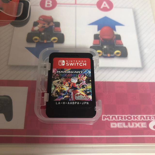 Nintendo Switch(ニンテンドースイッチ)の専用 マリオカート8 デラックス エンタメ/ホビーのゲームソフト/ゲーム機本体(家庭用ゲームソフト)の商品写真