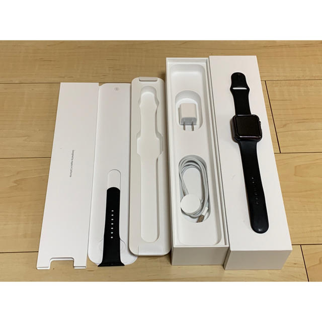 Apple Watch(アップルウォッチ)のApple Watch series3 42mm アルミ スペースグレイ スマホ/家電/カメラのPC/タブレット(PC周辺機器)の商品写真