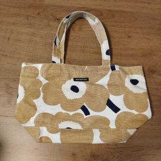 マリメッコ(marimekko)のmarimekko　トートバッグ　ウニッコ　ベージュ(トートバッグ)