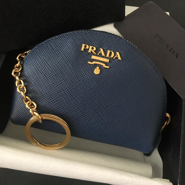 新品 PRADA プラダ サフィアーノ キーリング付き コインケース